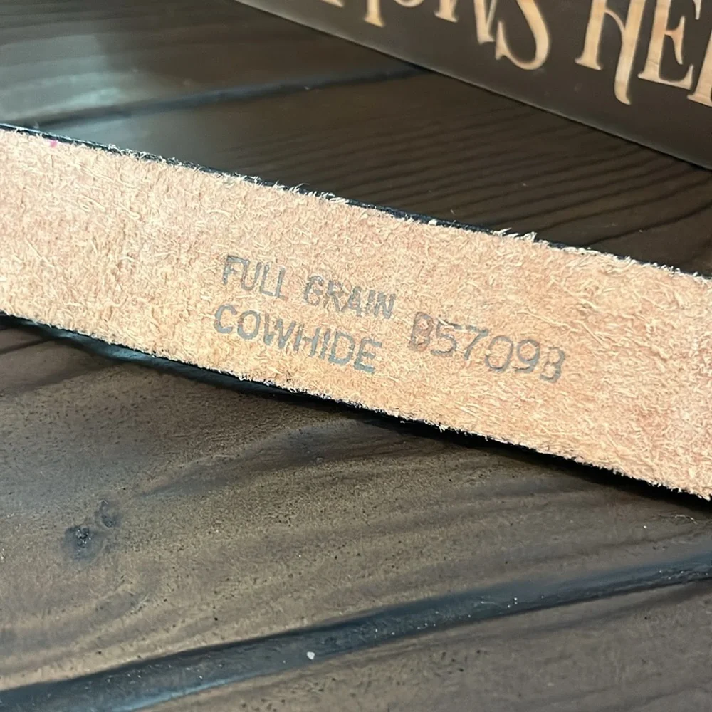 Cowhide boys belt- size 30